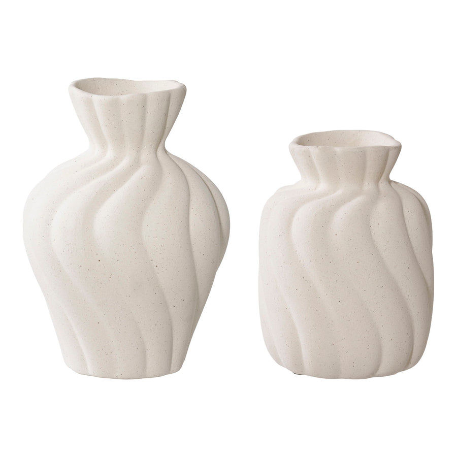 Minimalistisches Vasen-Set Tilly, bestehend aus zwei weißen Keramikvasen,