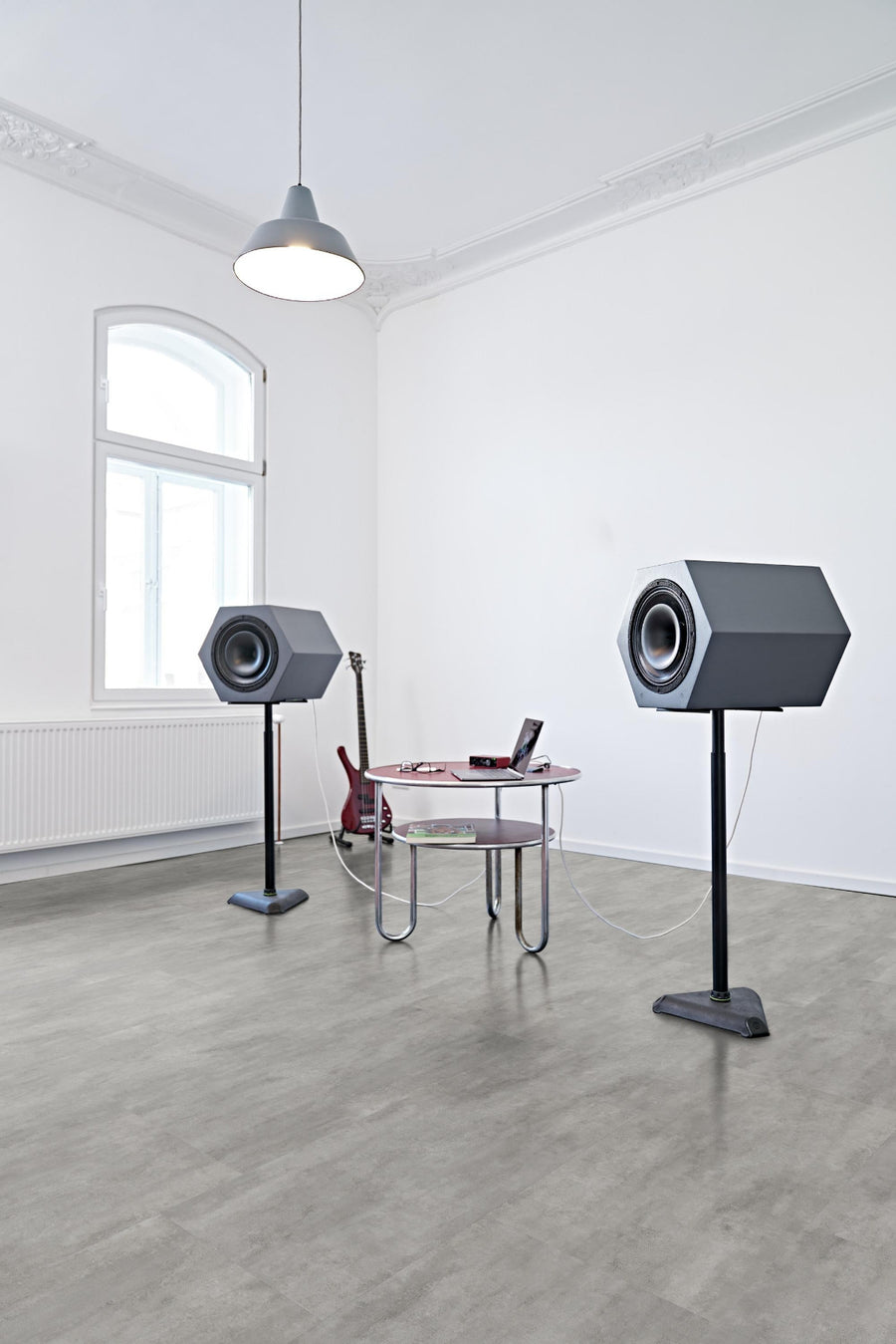 Moderner Klick-Vinylboden Valentina in Betonoptik – ideal für Büroräume