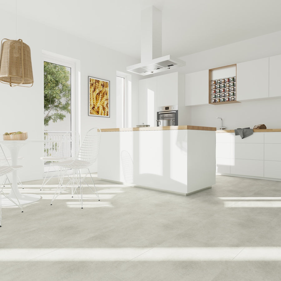 Designboden Alexa Beton Hell – großformatige, helle Klebevinyl-Fliese, 2,5 mm stark, 0,7 mm Nutzschicht, perfekt für Küche und Bad.