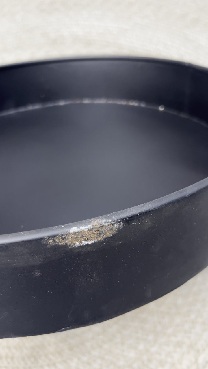Metallschale Schwarz Antik, ø 40 cm – B-Ware mit Rost